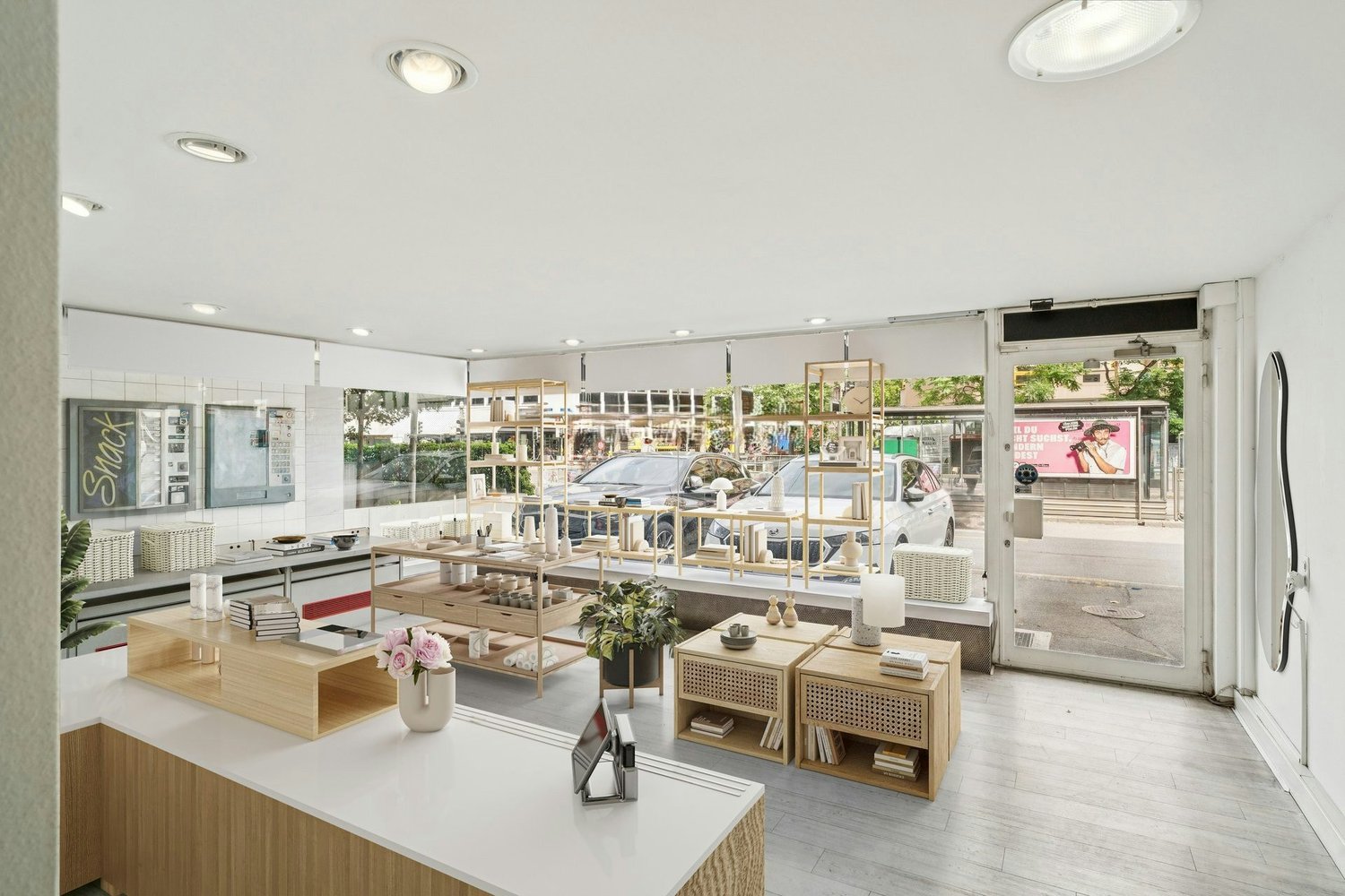 50m² commercial