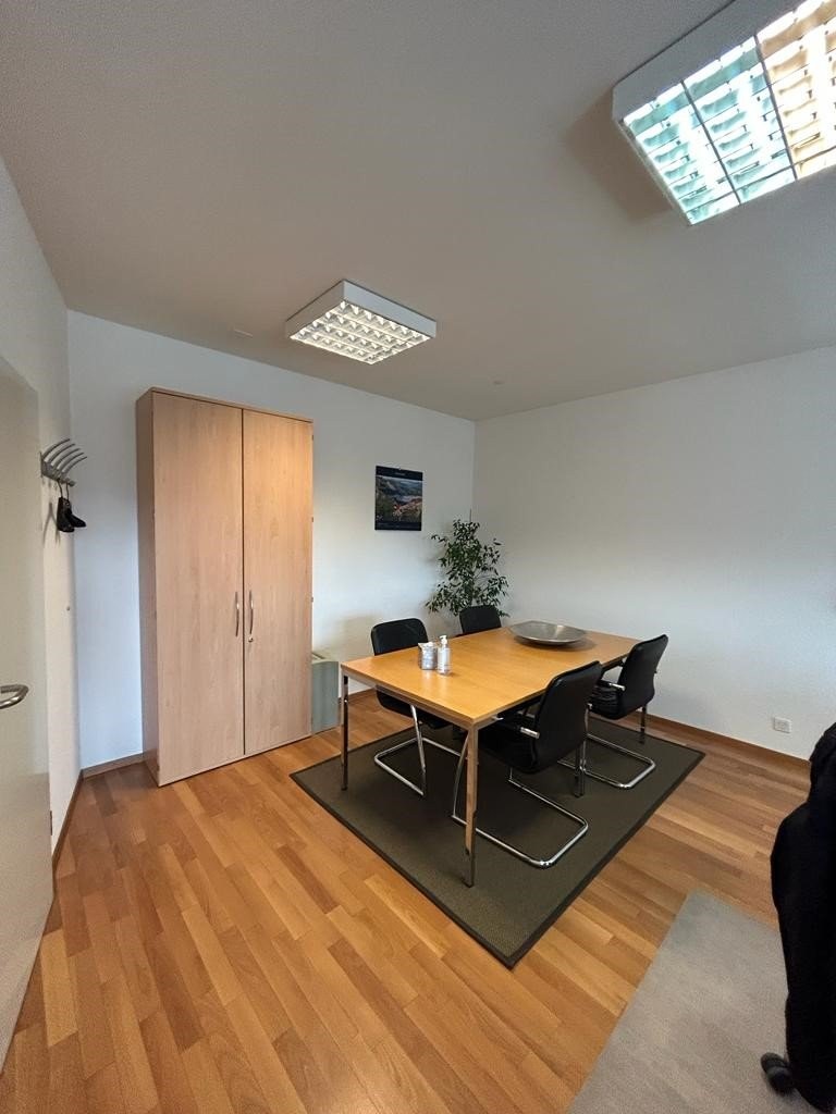 37m² office