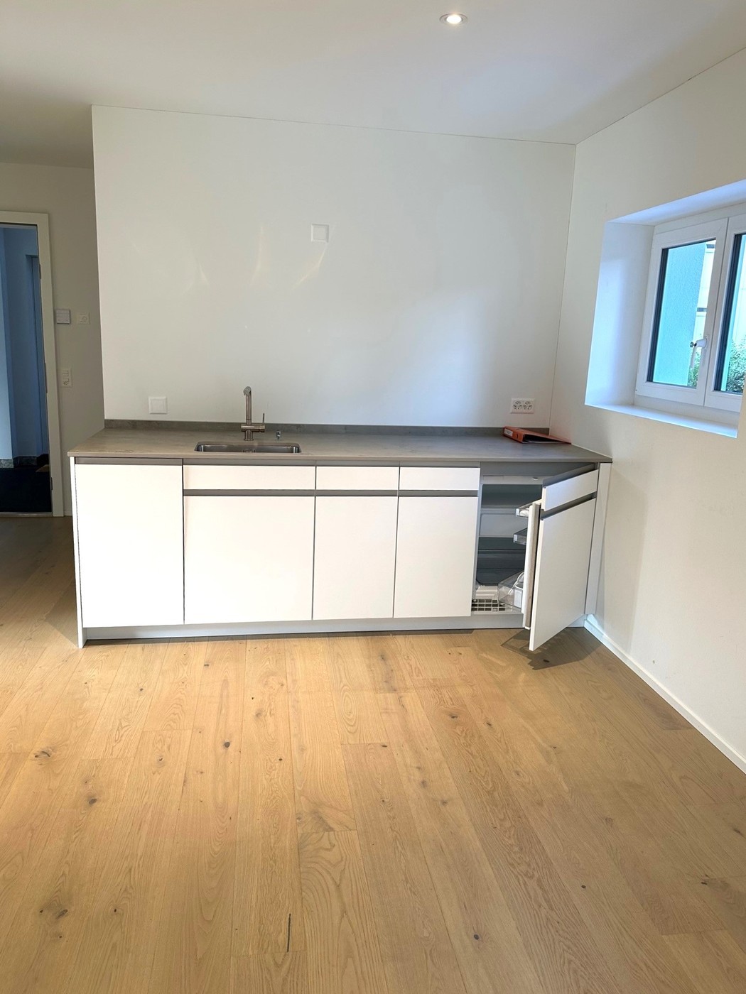 55m² commercial