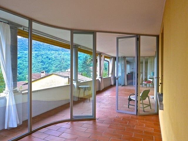 5 rooms apartment