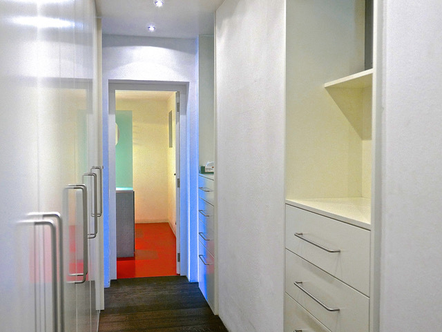 5 rooms apartment