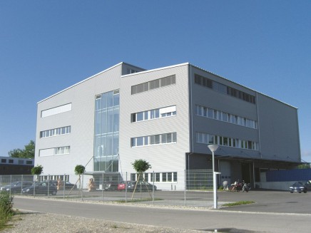 108m² commercial