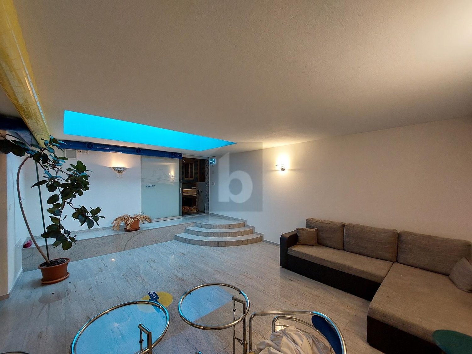 Pratique de 393m²