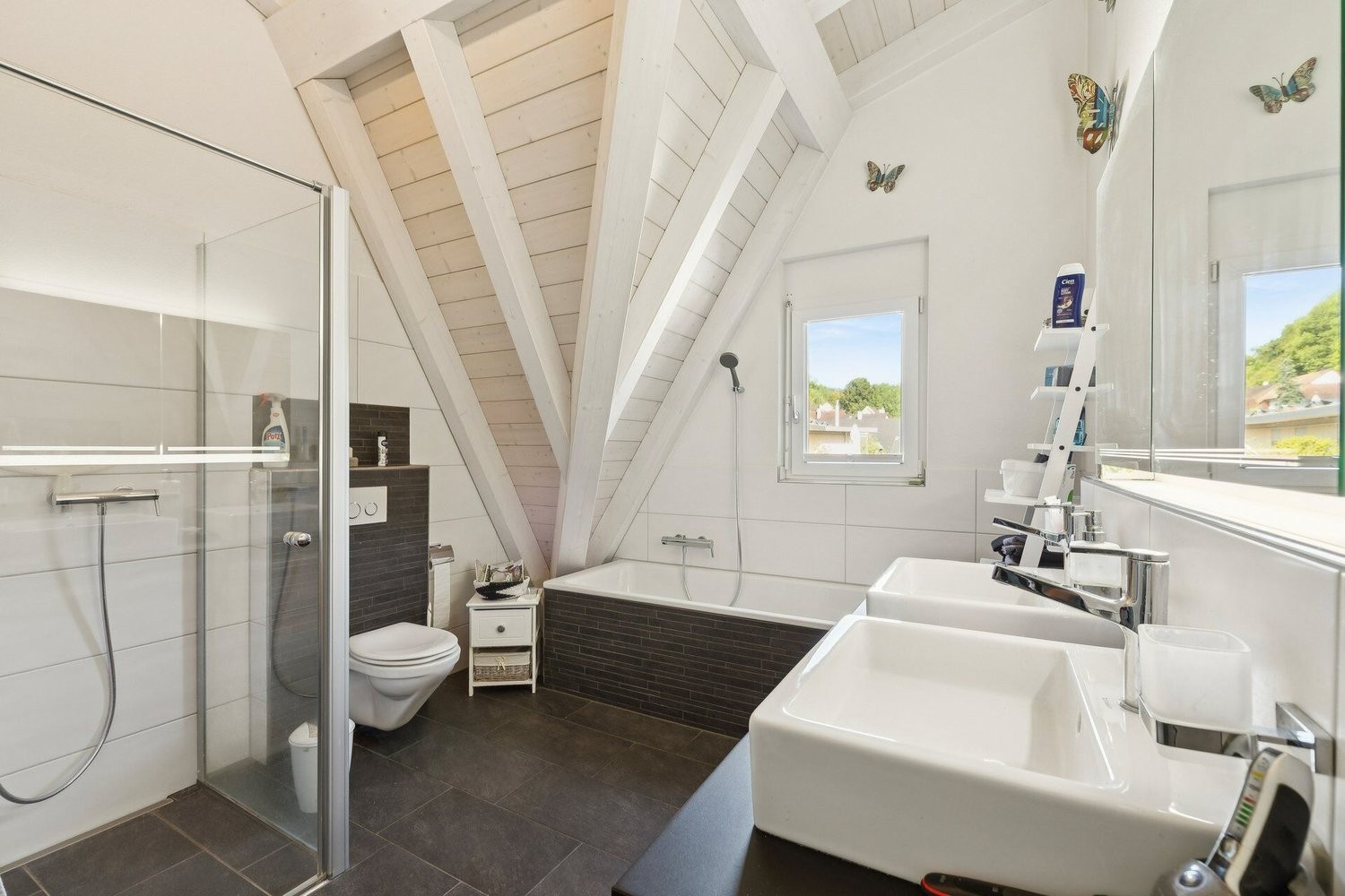 4 ½ rooms attic flat