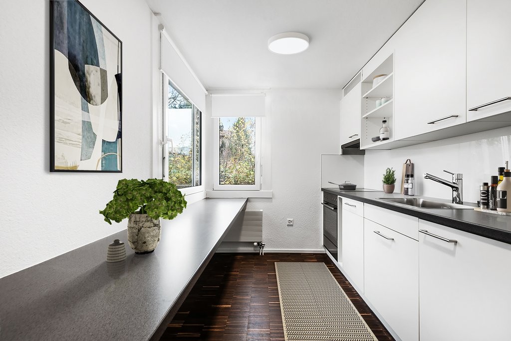 310m² office