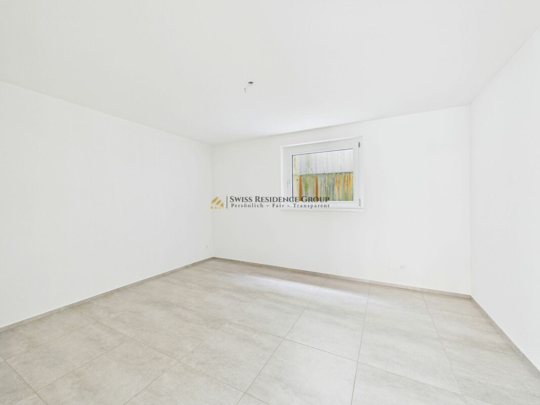 2 rooms bachelor flat