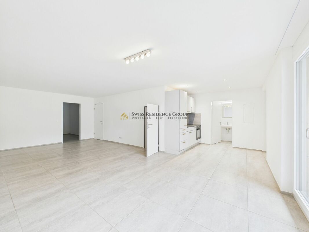 2 rooms bachelor flat