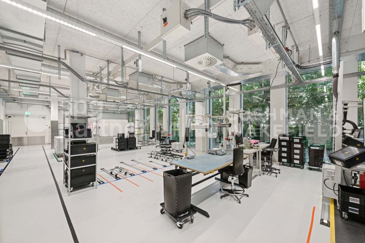 2000m² Atelier