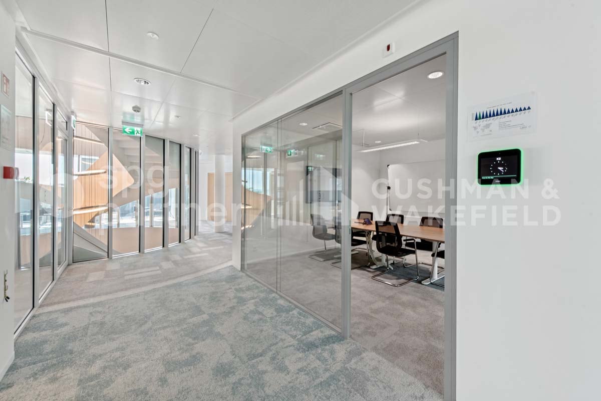 2000m² Atelier
