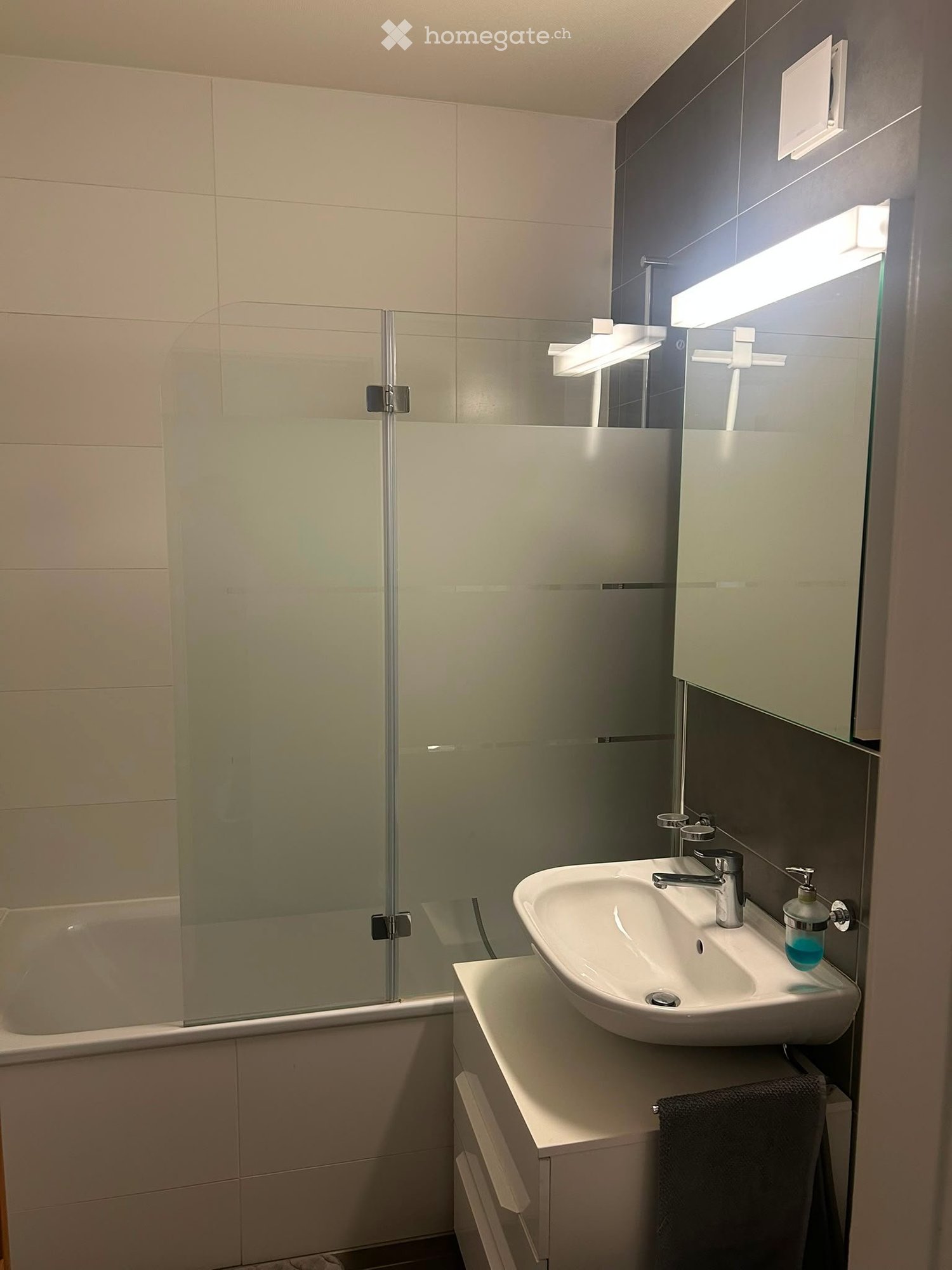 1 room single room
