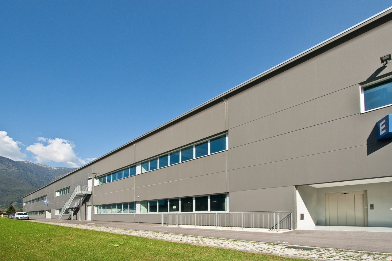 168m² office