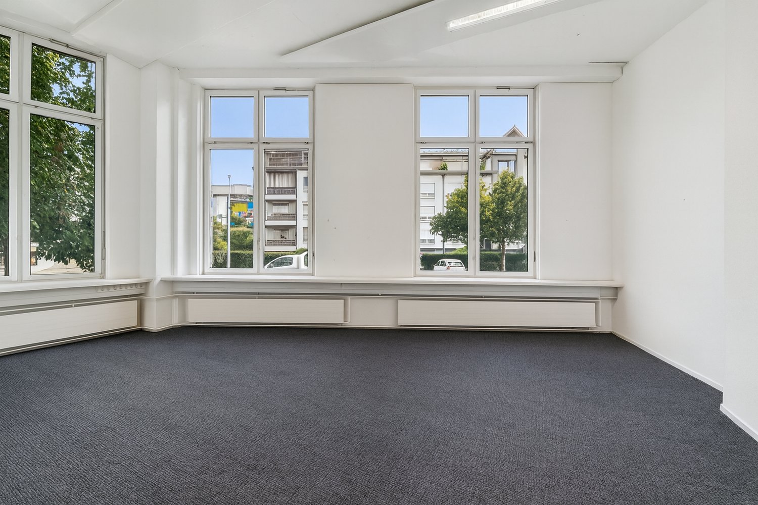28m² office