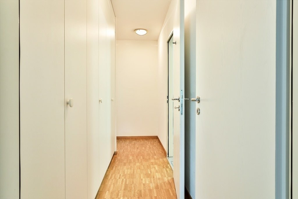 5 rooms apartment