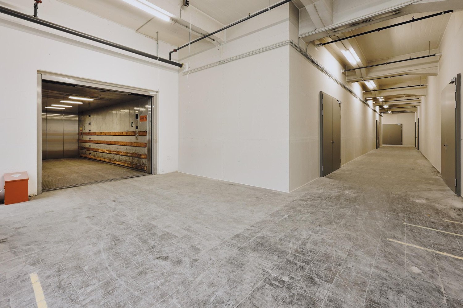 486m² commercial