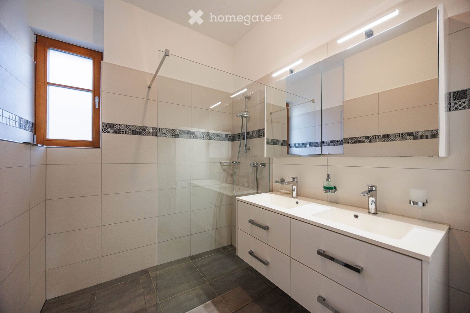 4 rooms apartment