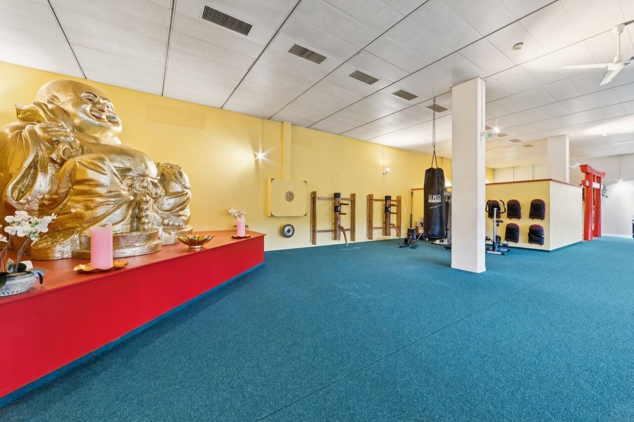 562m² commerciale