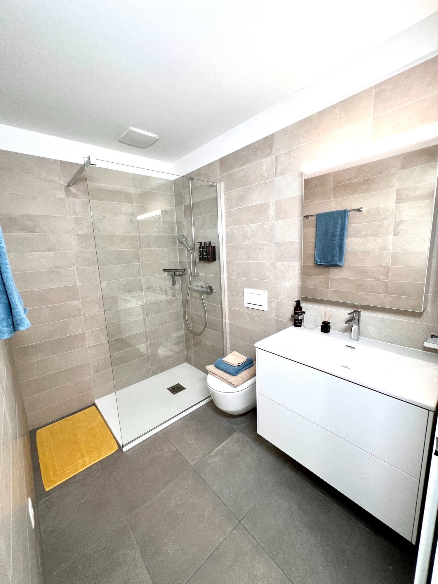 3 rooms apartment