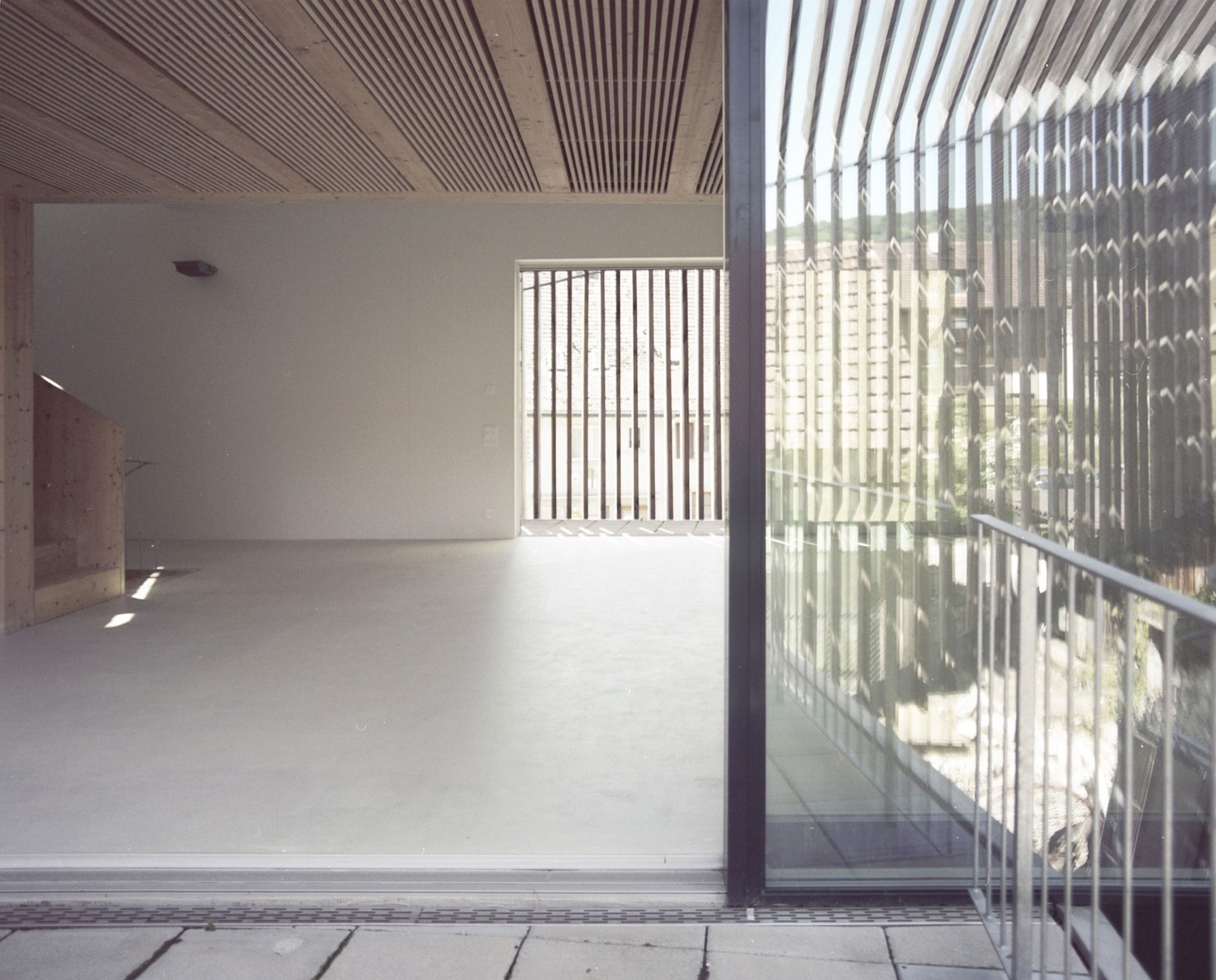 5 rooms single house