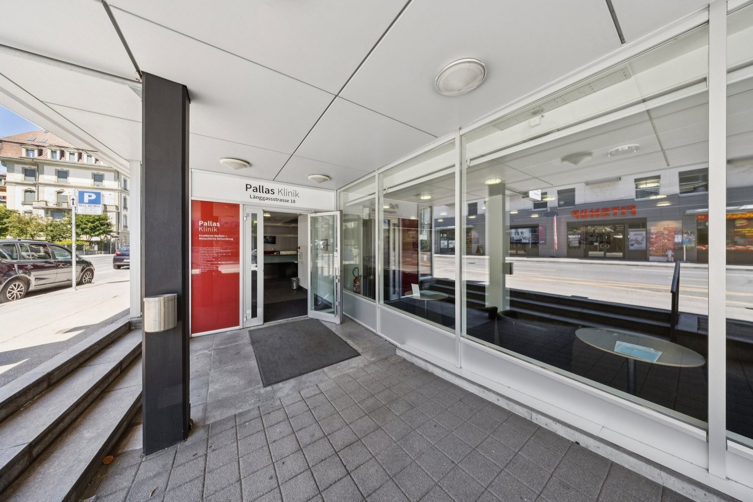850m² commercial