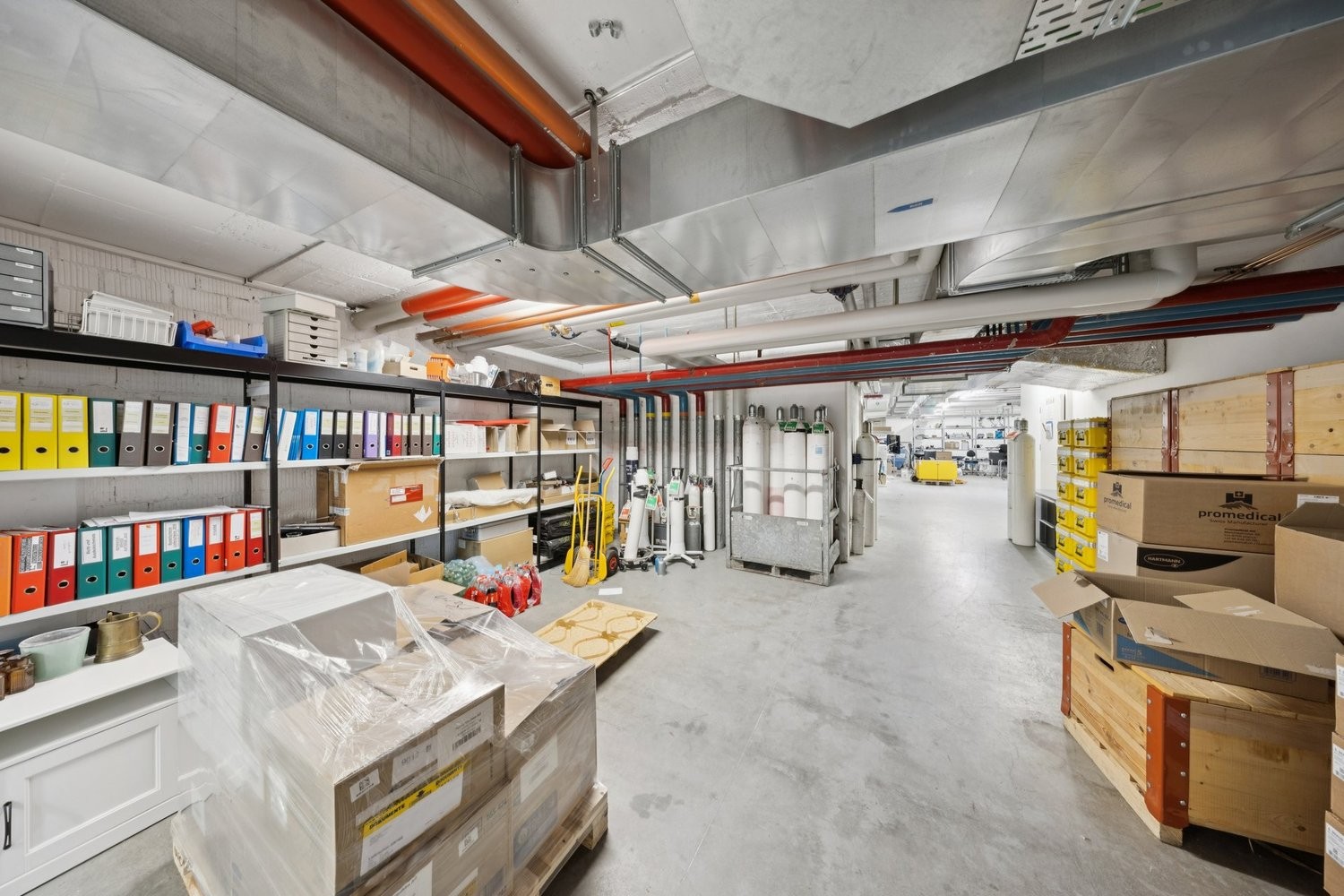 850m² commercial