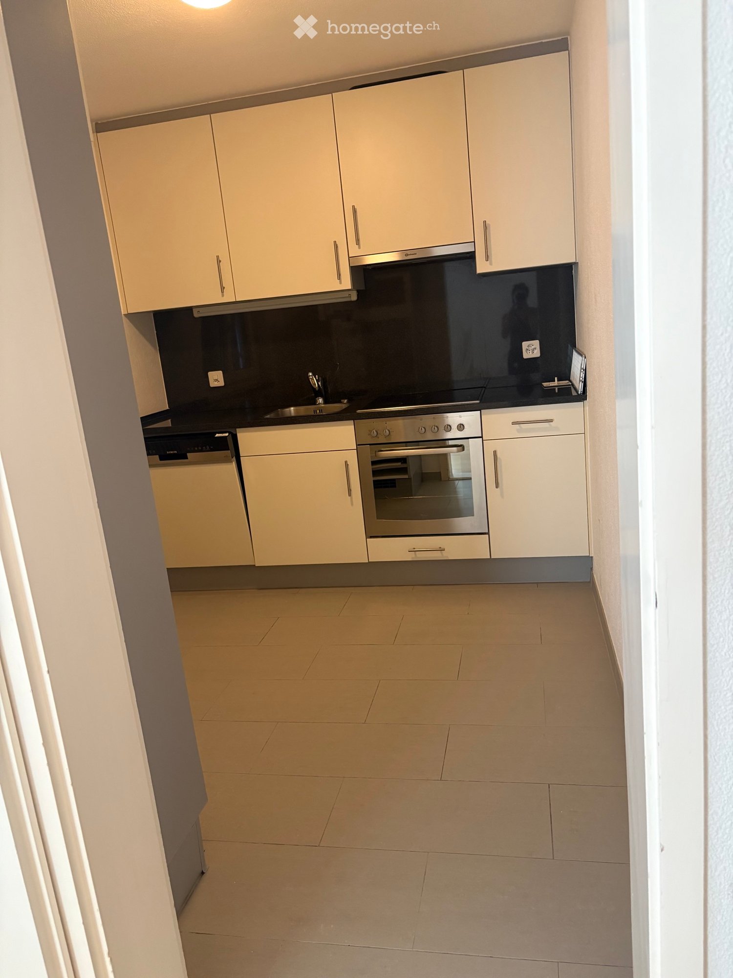 5 rooms apartment