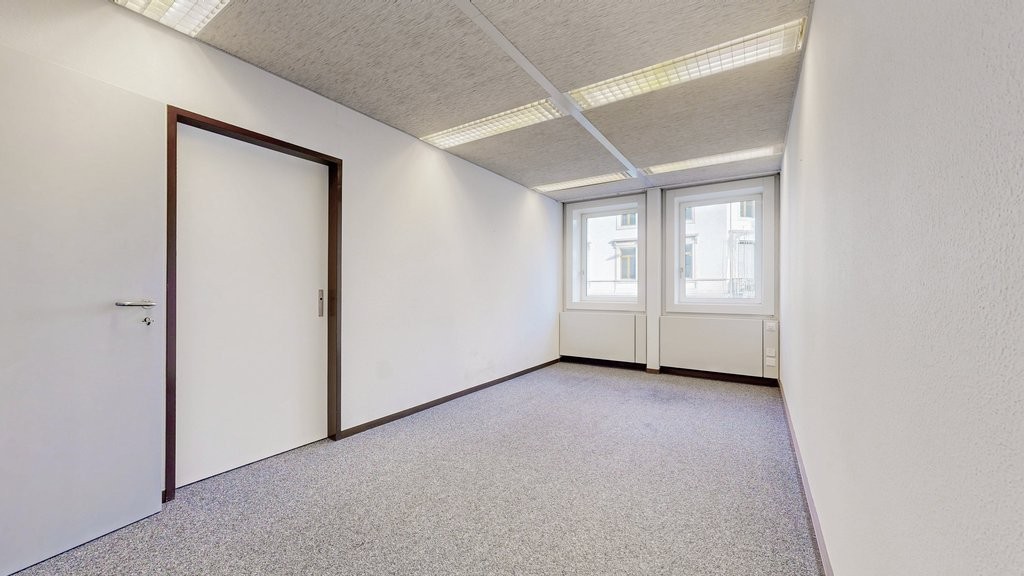 52m² office