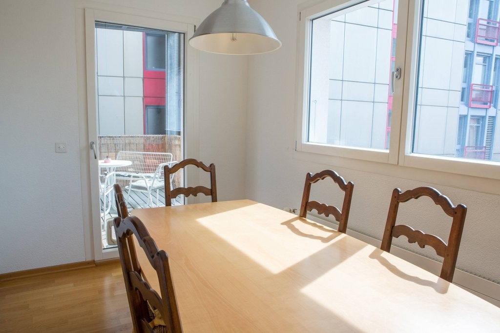 5 rooms apartment