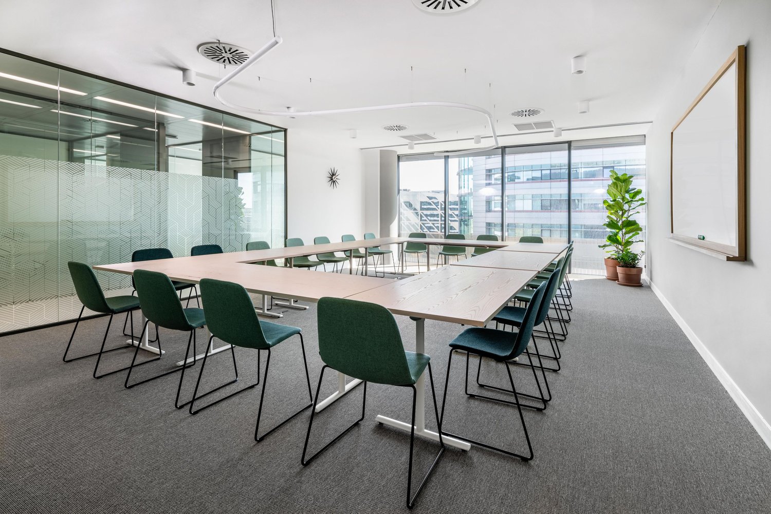 10m² office