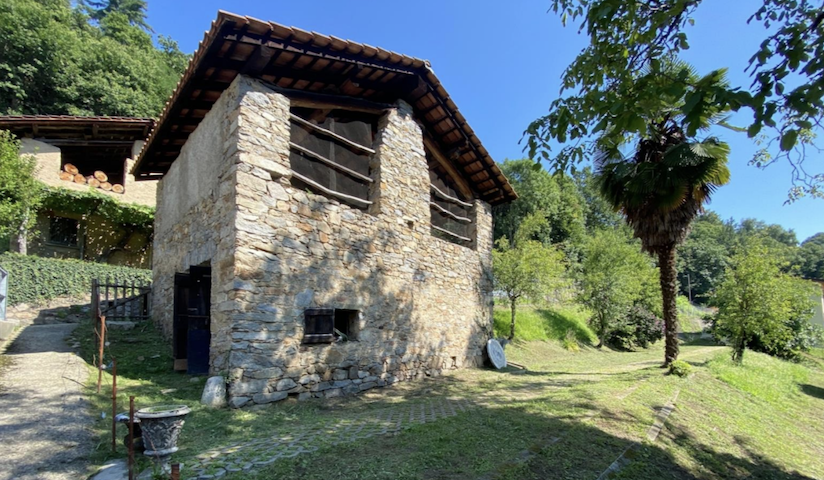 2 rooms single house