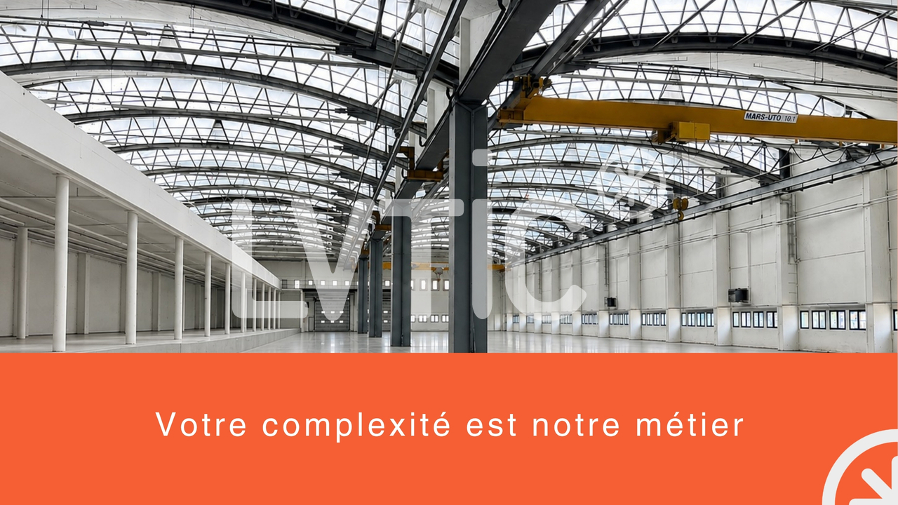 220m² office