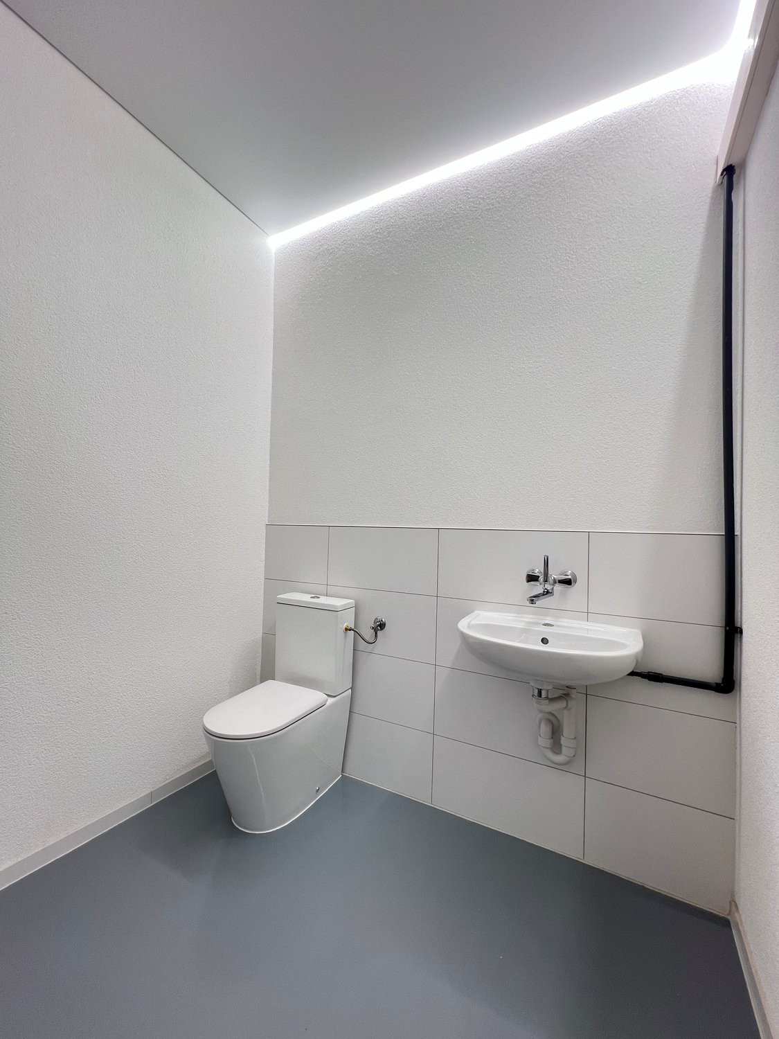 185m² commercial