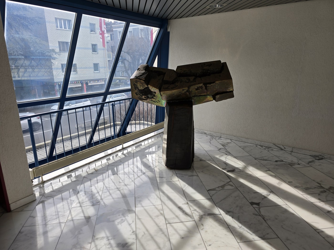 401m² office