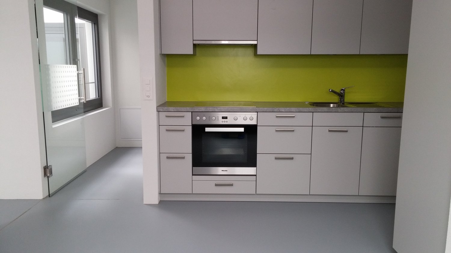 2 rooms roof flat