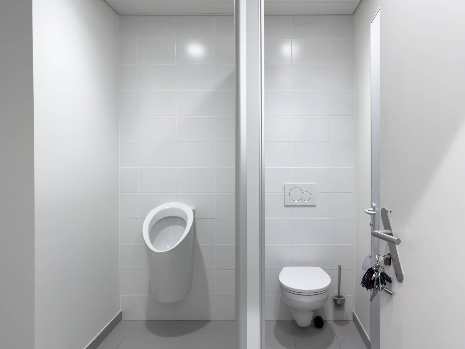 150m² commercial