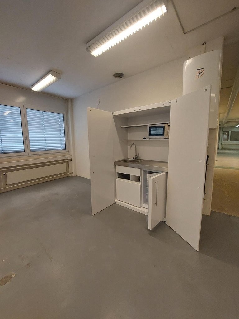 335m² commercial