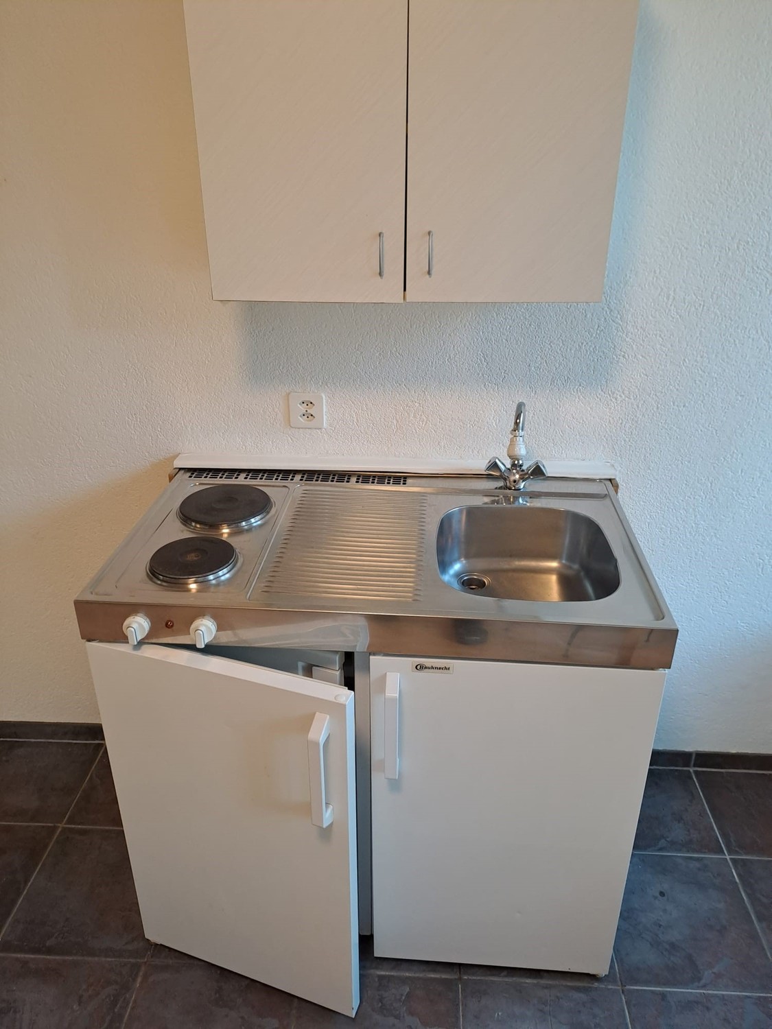 1 room furnished flat