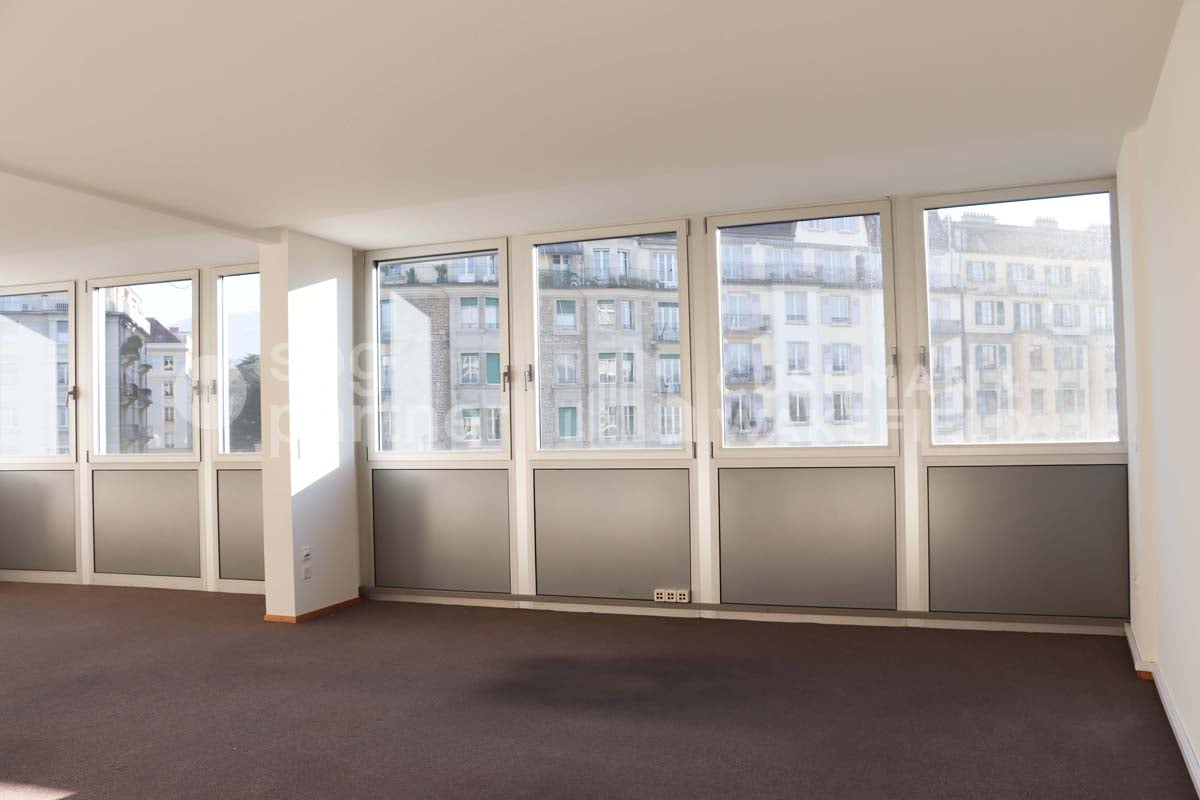 154m² Büro