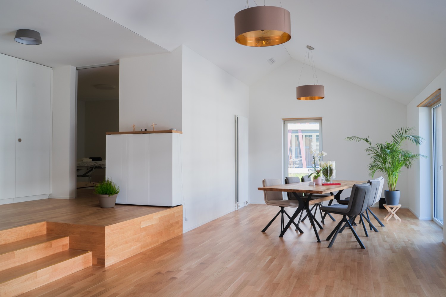 80-80m² office