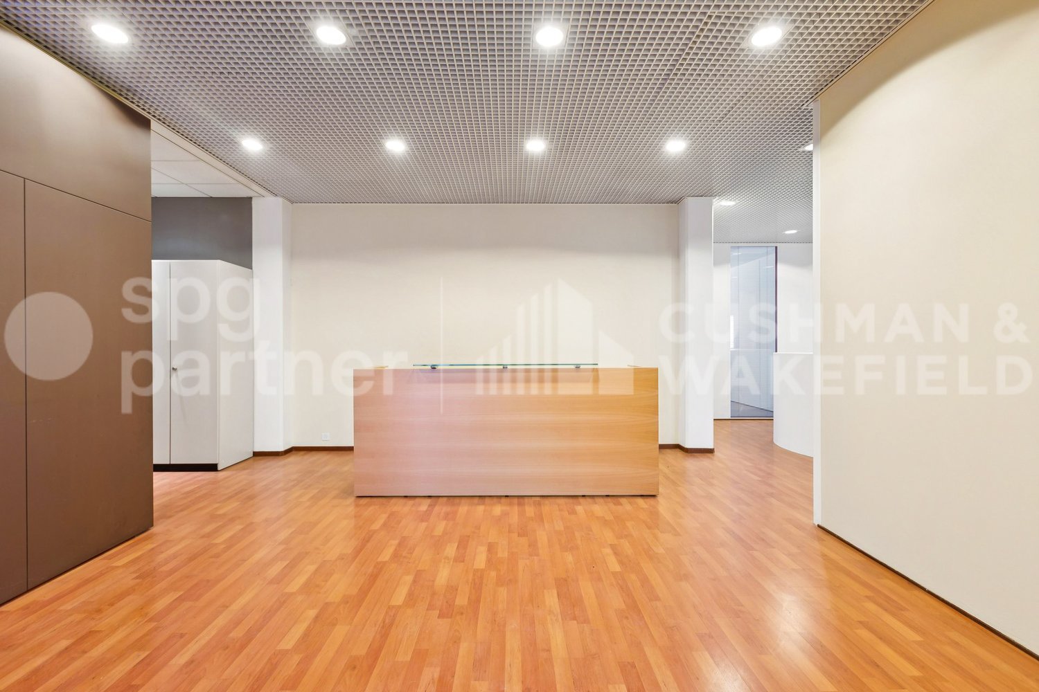 1024m² commerciale