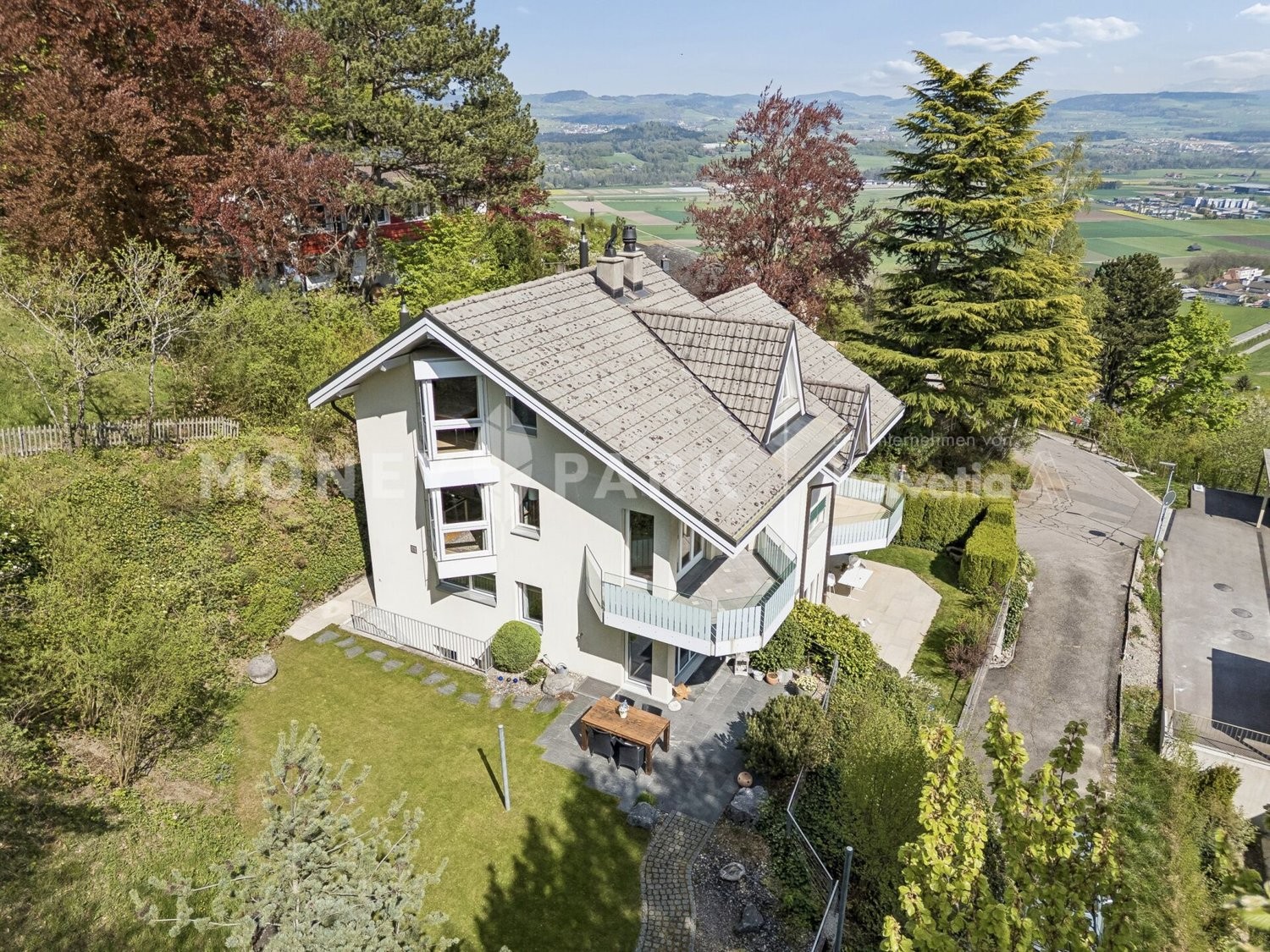 7 ½ rooms single house