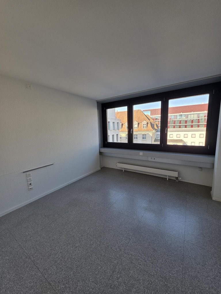 58m² office
