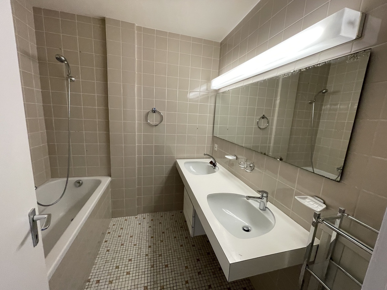 3 rooms apartment