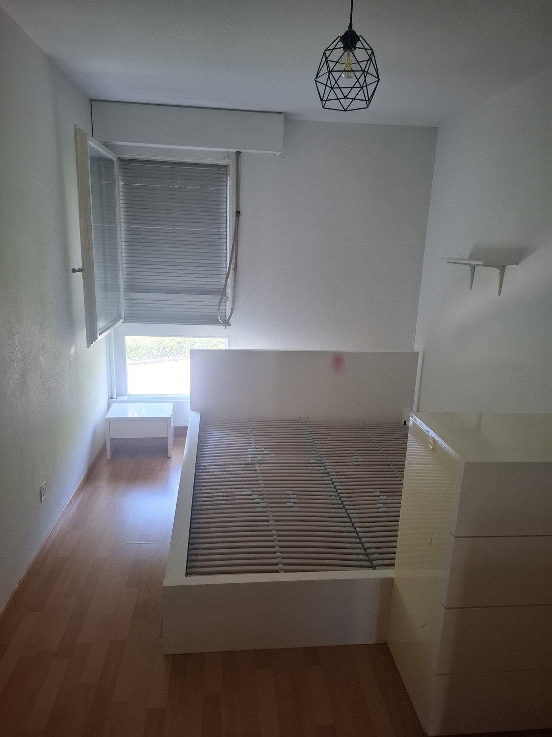 Camera in un appartamento condiviso