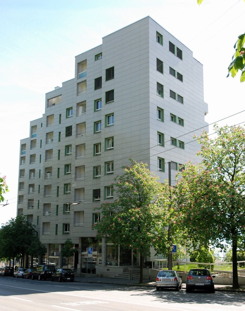 5 rooms apartment