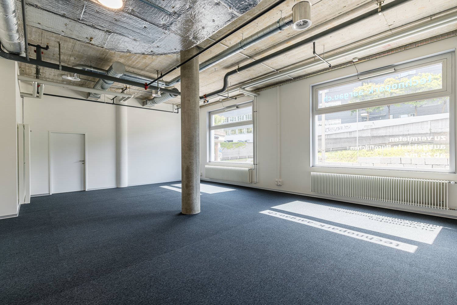 82m² bureau