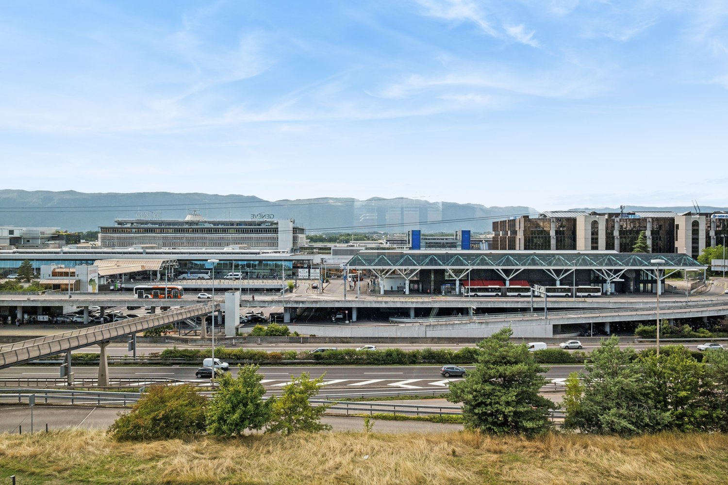 558m² Büro