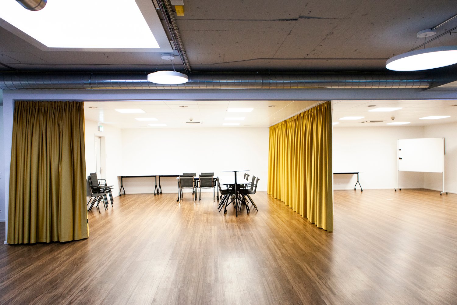 25m² office