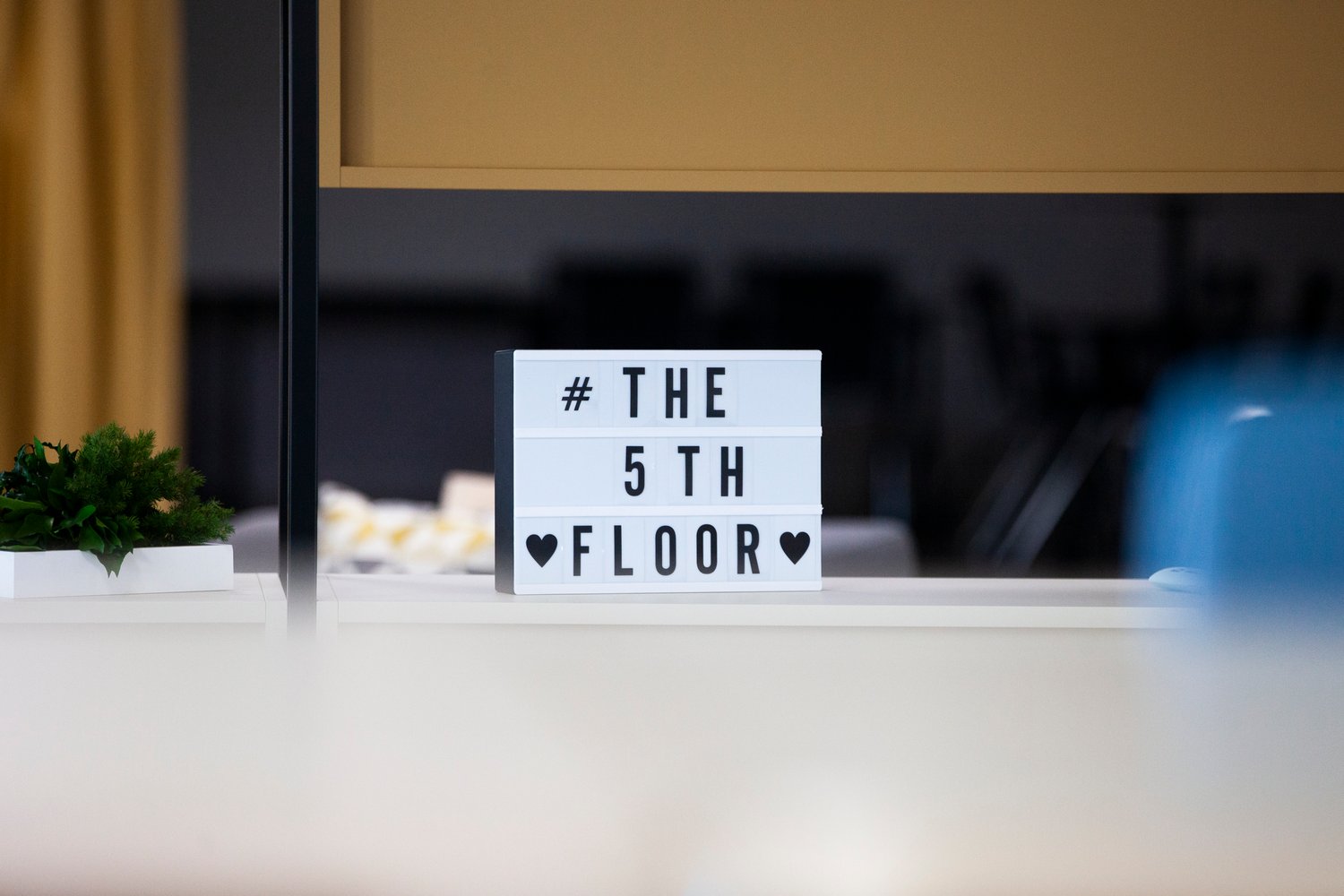 25m² office