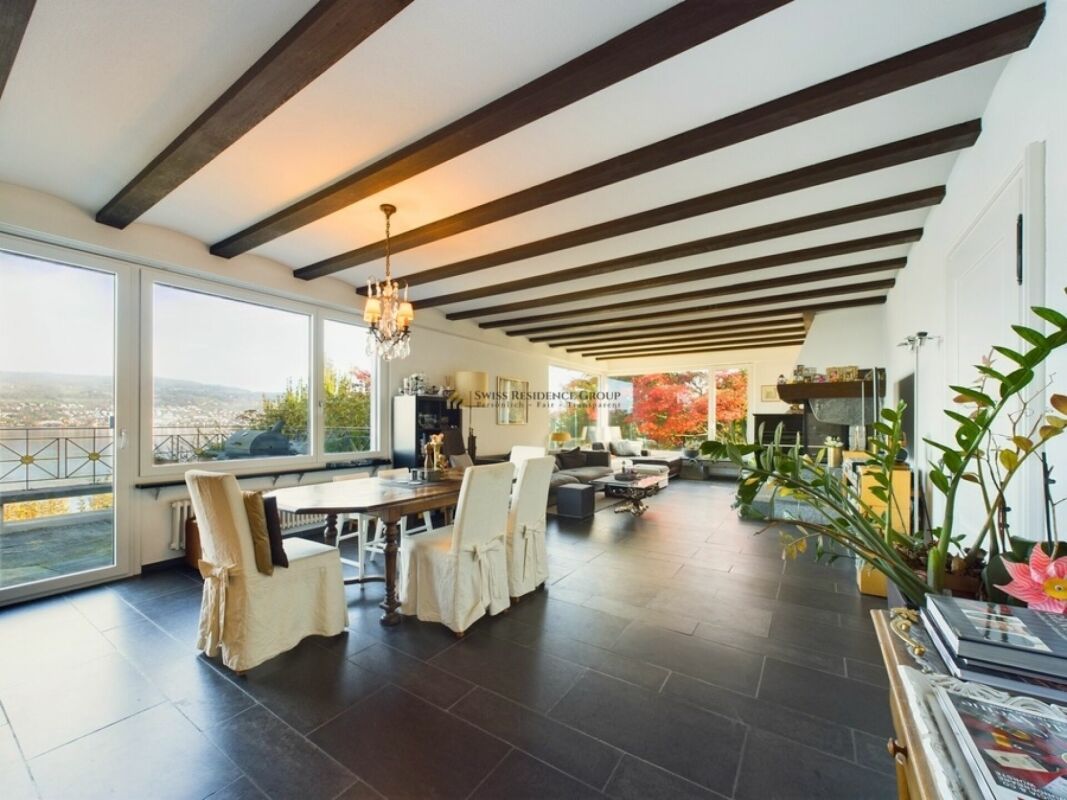 8 ½ rooms villa