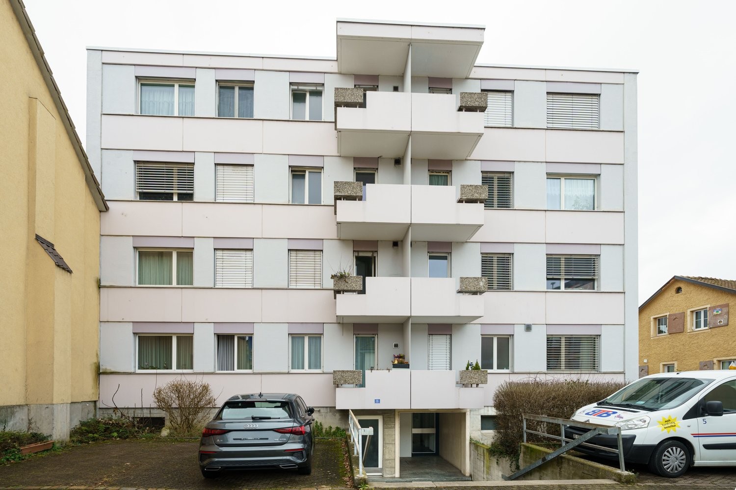 55m² office